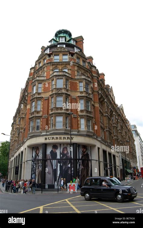 burberry hq london.